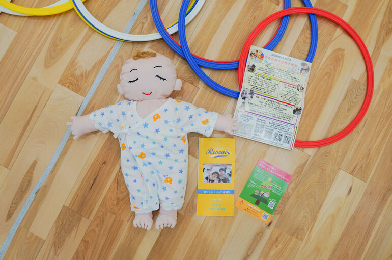 裸んぼのREVENIR（リベニア）くん、Rくんからお下がりをいただきました！